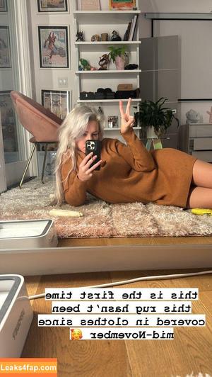 Alanah Pearce photo #0837