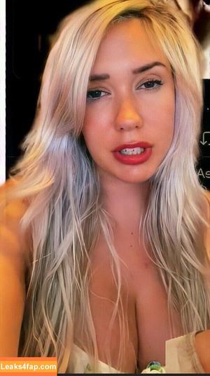 Alanah Pearce photo #1049