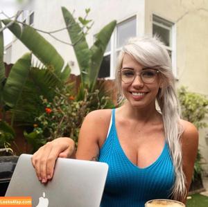 Alanah Pearce photo #1375