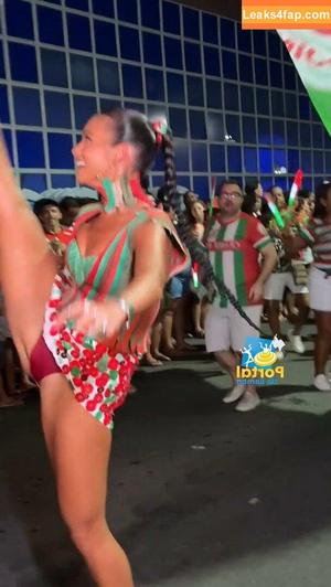 Alane Dias photo #0075