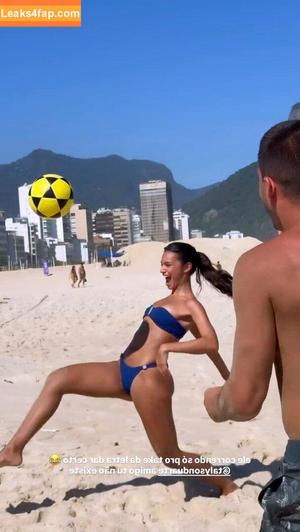 Alane Dias photo #0126