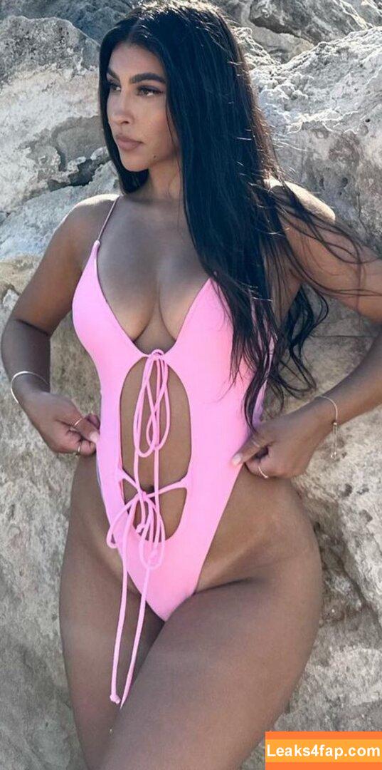 Alara Taneri / Alarataneri / Dated & Related / Perfect Match leaked photo photo #0020