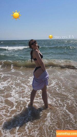 Alaurabidingcitizen photo #0044