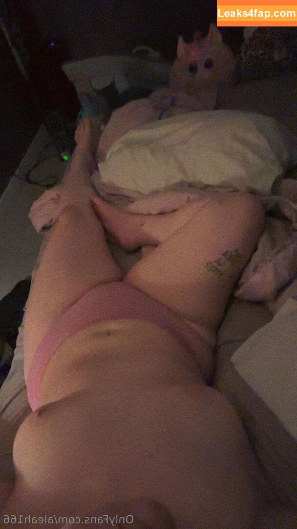 aleah166 /  leaked photo photo #0013