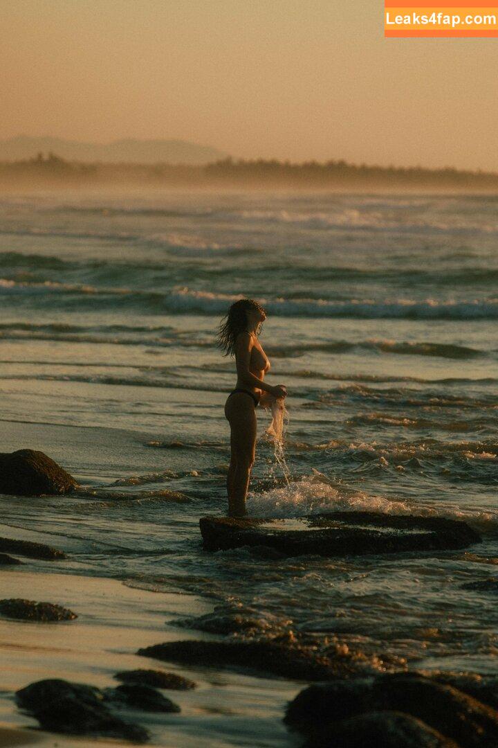 Alejandra Guilmant / AleGuilmantFan / aleguilmant leaked photo photo #0003