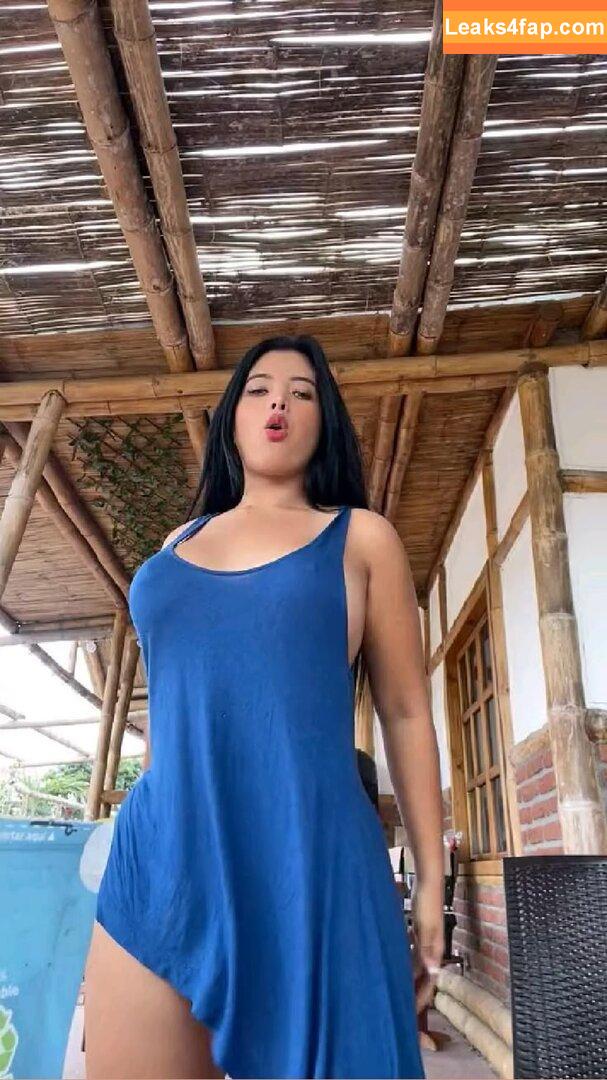 Alejandra Quiro /  слитое фото фото #0003