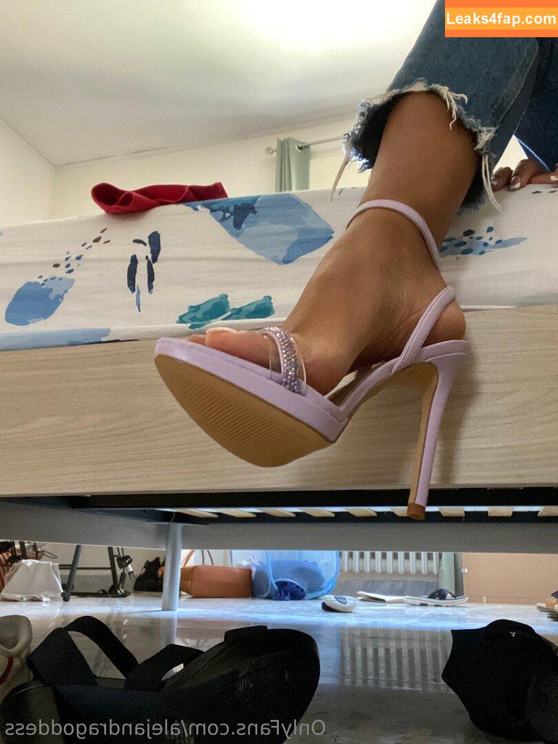 alejandragoddess /  leaked photo photo #0003