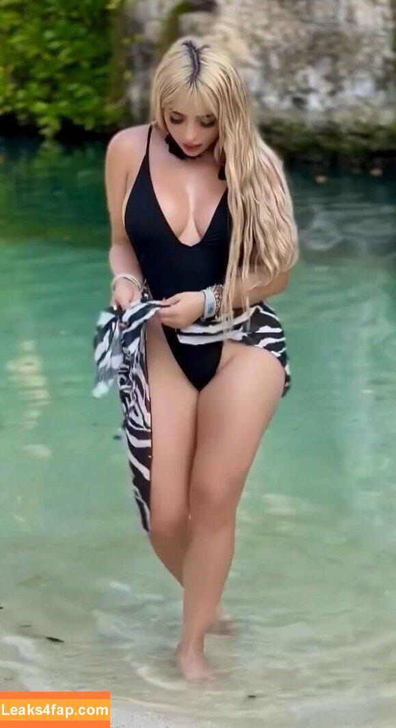 Alemia Rojas / alemia.solofans leaked photo photo #0063