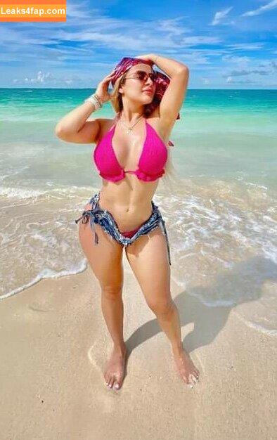 Alemia Rojas / alemia.solofans leaked photo photo #0101