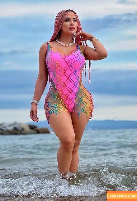 Alemia Rojas / alemia.solofans leaked photo photo #0117