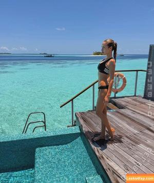 Alena Gerber photo #0234