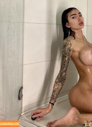 alenaomovych photo #0020