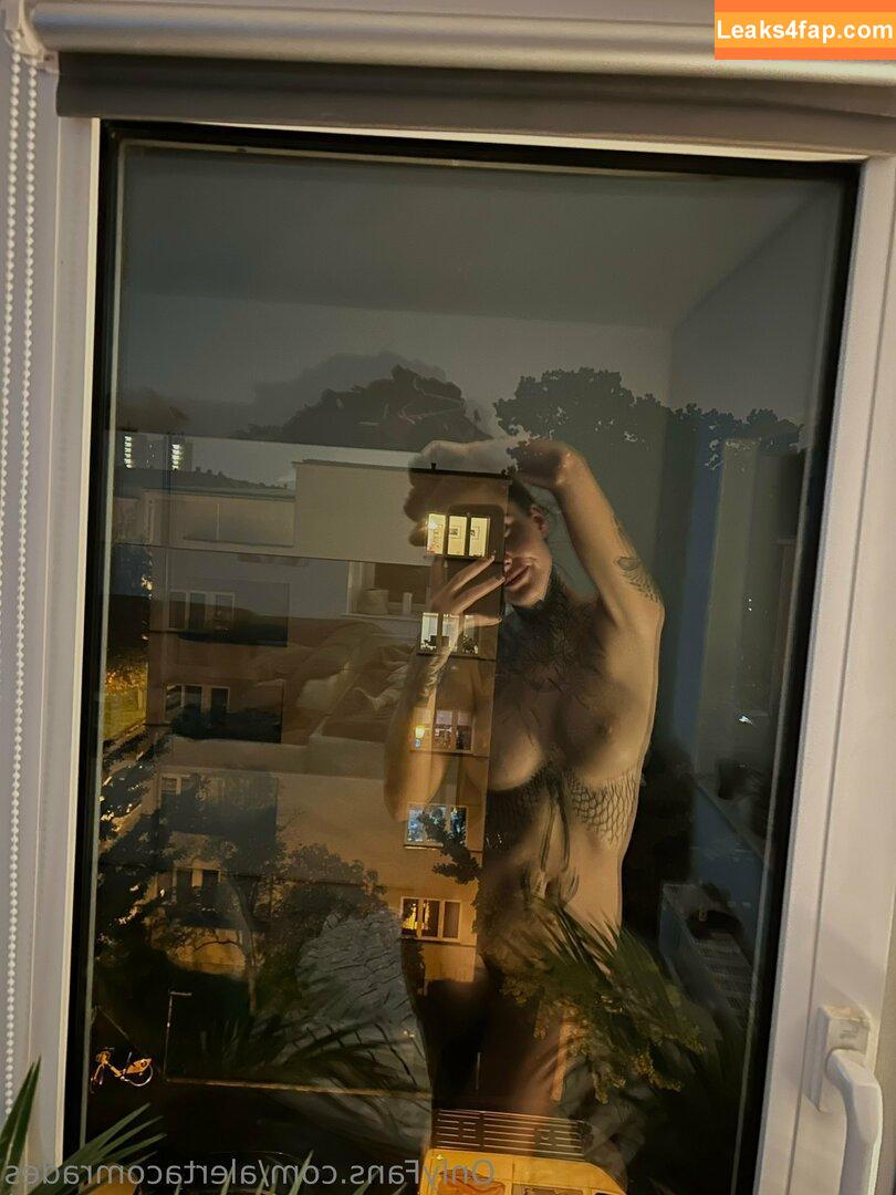 alertacomrades / Emely1611312 leaked photo photo #0108