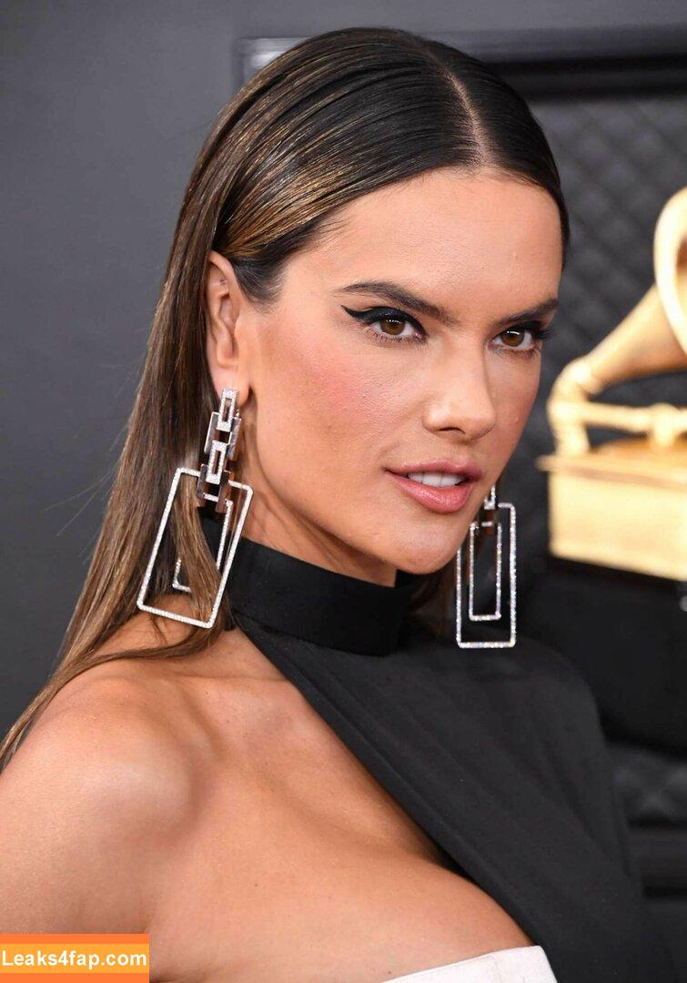 Alessandra Ambrosio / Alessandra / aleambrosio / alelovesanja / alessandraambrosio / https: leaked photo photo #0032