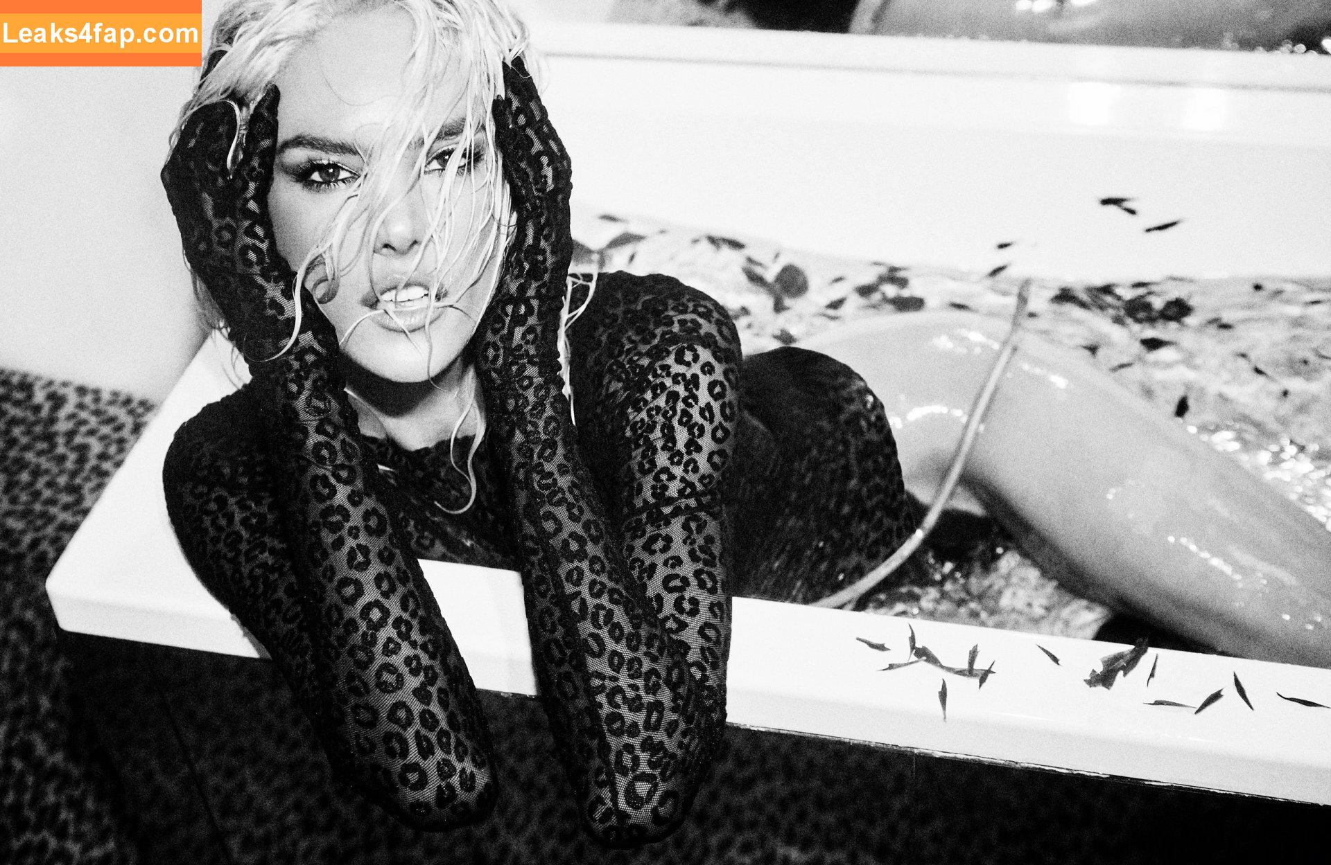 Alessandra Ambrosio / aleambrosio / alelovesanja / alessandraambrosio leaked photo photo #0548