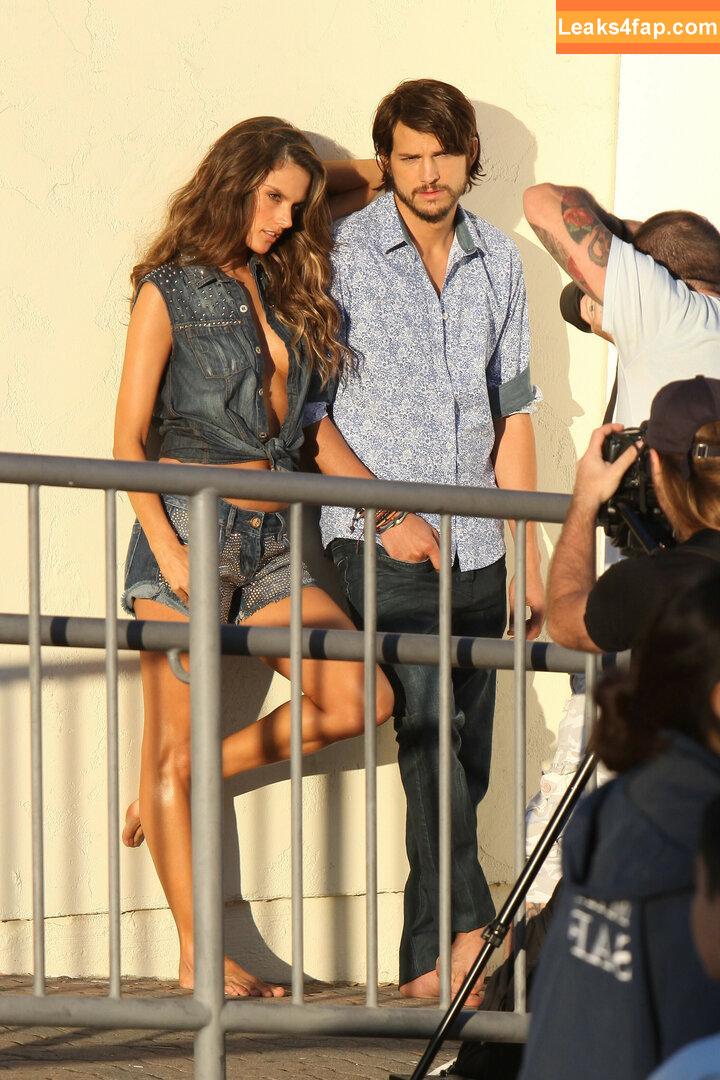 Alessandra Ambrosio / aleambrosio / alelovesanja / alessandraambrosio leaked photo photo #0730