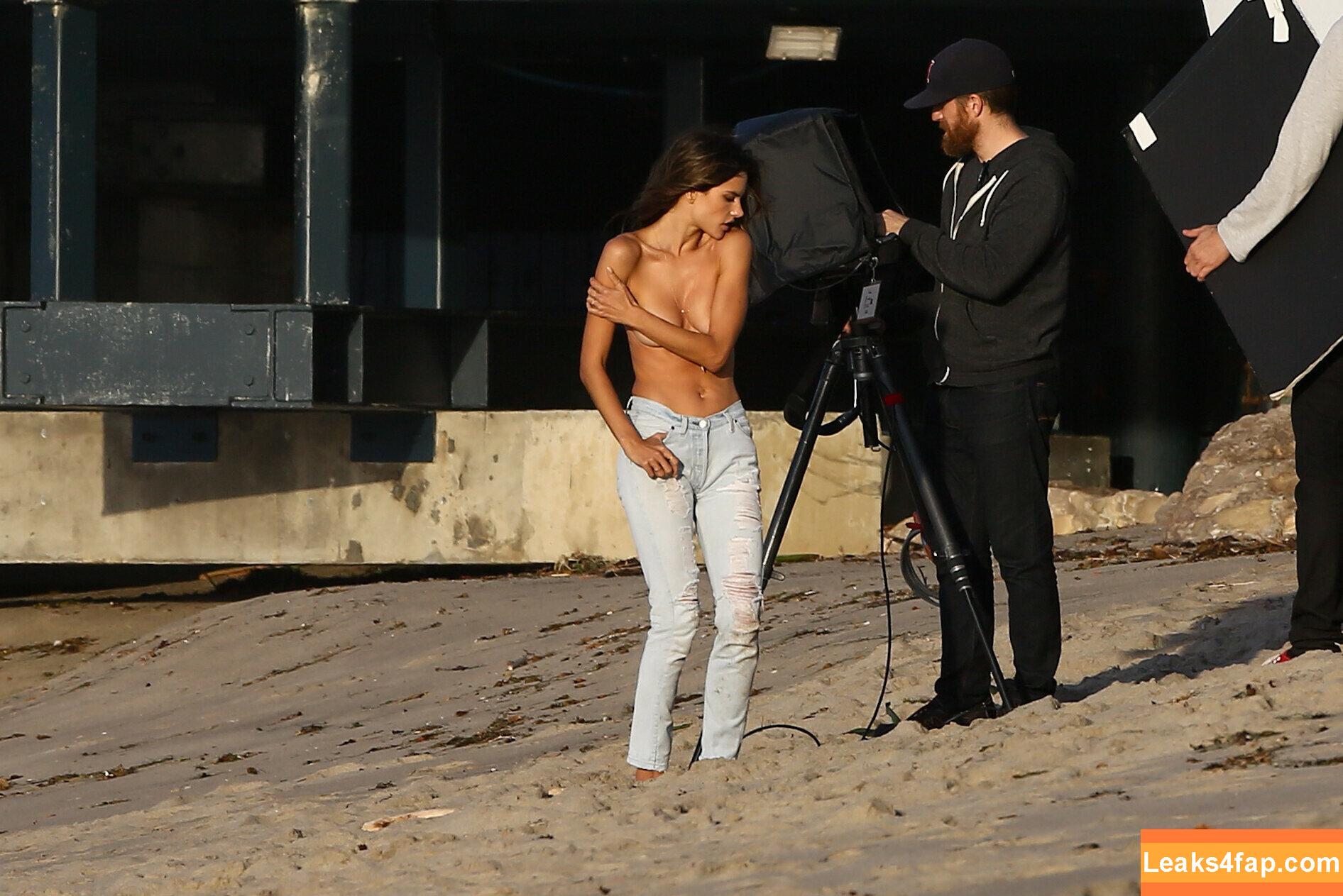 Alessandra Ambrosio / aleambrosio / alelovesanja / alessandraambrosio leaked photo photo #0769