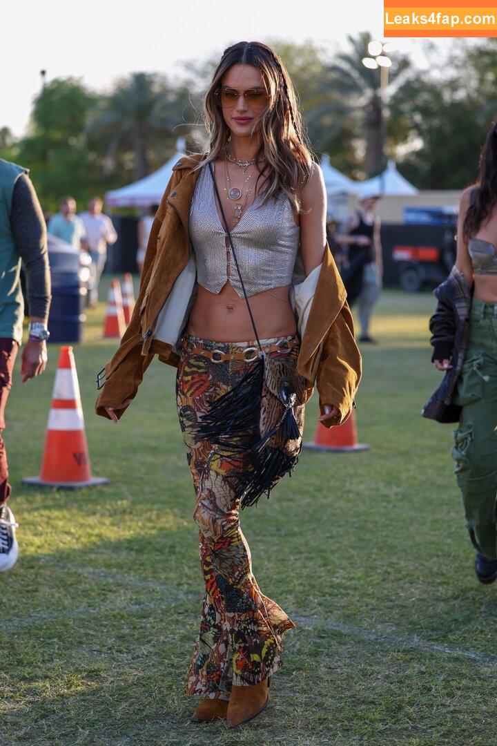 Alessandra Ambrosio / aleambrosio / alelovesanja / alessandraambrosio слитое фото фото #0834
