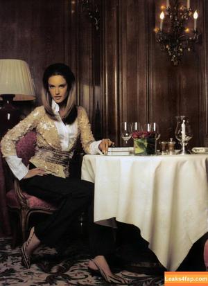 Alessandra Ambrosio photo #0073