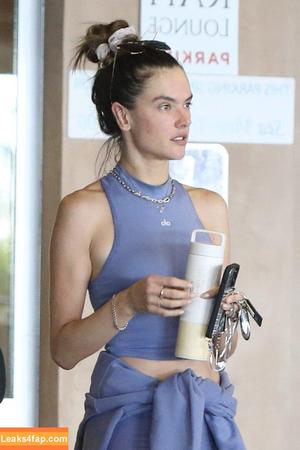 Alessandra Ambrosio photo #0215
