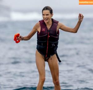 Alessandra Ambrosio photo #0305