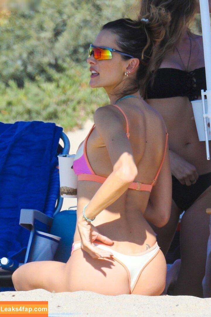 Alessandra Ambrosio / aleambrosio / alelovesanja / alessandraambrosio leaked photo photo #1112