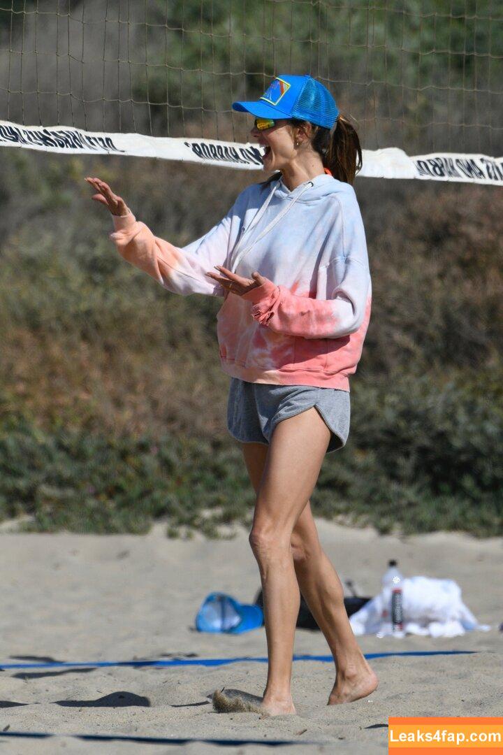 Alessandra Ambrosio / aleambrosio / alelovesanja / alessandraambrosio leaked photo photo #1194