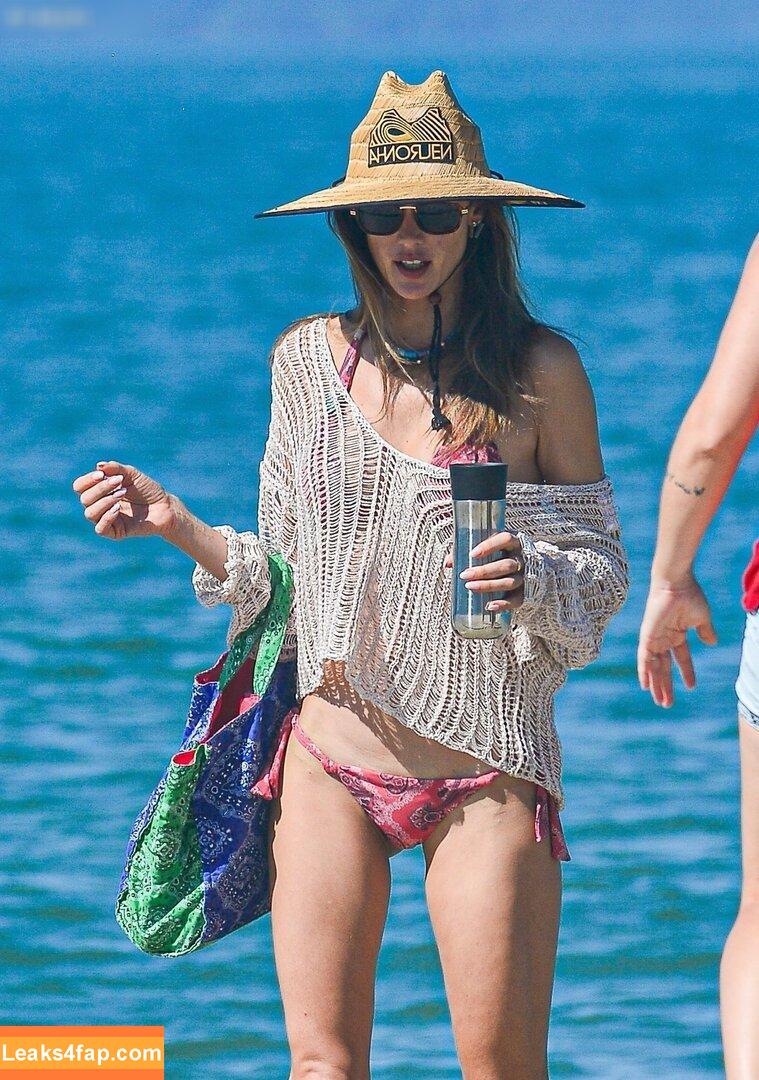 Alessandra Ambrosio / aleambrosio / alelovesanja / alessandraambrosio слитое фото фото #1242