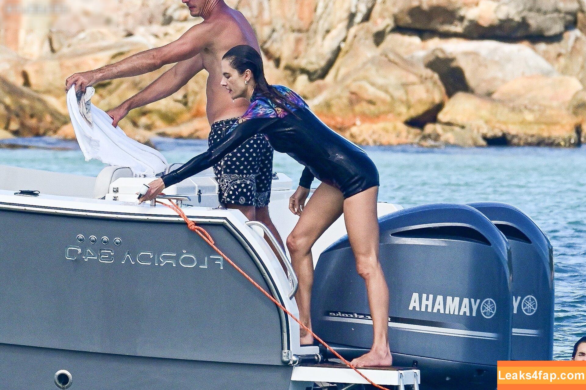 Alessandra Ambrosio / aleambrosio / alelovesanja / alessandraambrosio leaked photo photo #1254