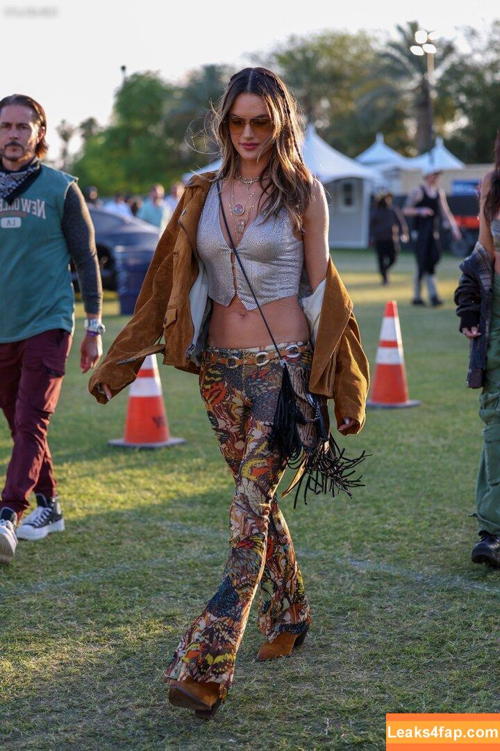 Alessandra Ambrosio / aleambrosio / alelovesanja / alessandraambrosio leaked photo photo #1405