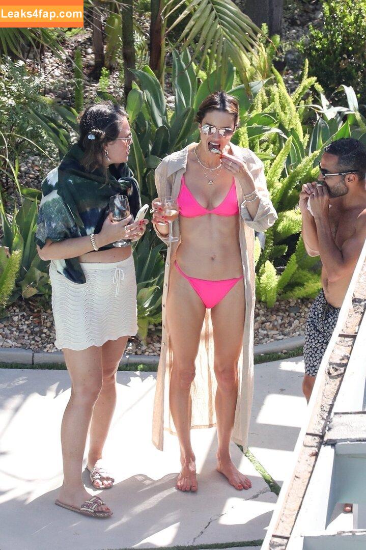 Alessandra Ambrosio / aleambrosio / alelovesanja / alessandraambrosio leaked photo photo #1458
