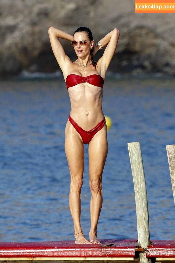 Alessandra Ambrosio / aleambrosio / alelovesanja / alessandraambrosio leaked photo photo #1472