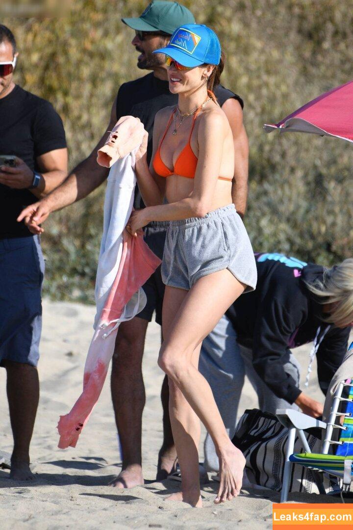 Alessandra Ambrosio / aleambrosio / alelovesanja / alessandraambrosio leaked photo photo #1508