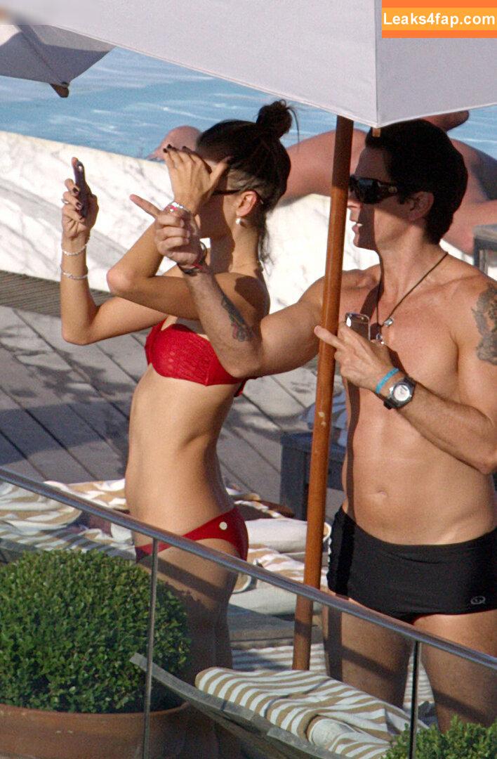 Alessandra Ambrosio / aleambrosio / alelovesanja / alessandraambrosio leaked photo photo #1533