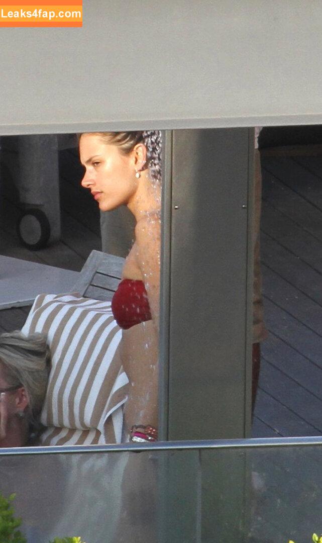 Alessandra Ambrosio / aleambrosio / alelovesanja / alessandraambrosio leaked photo photo #1540