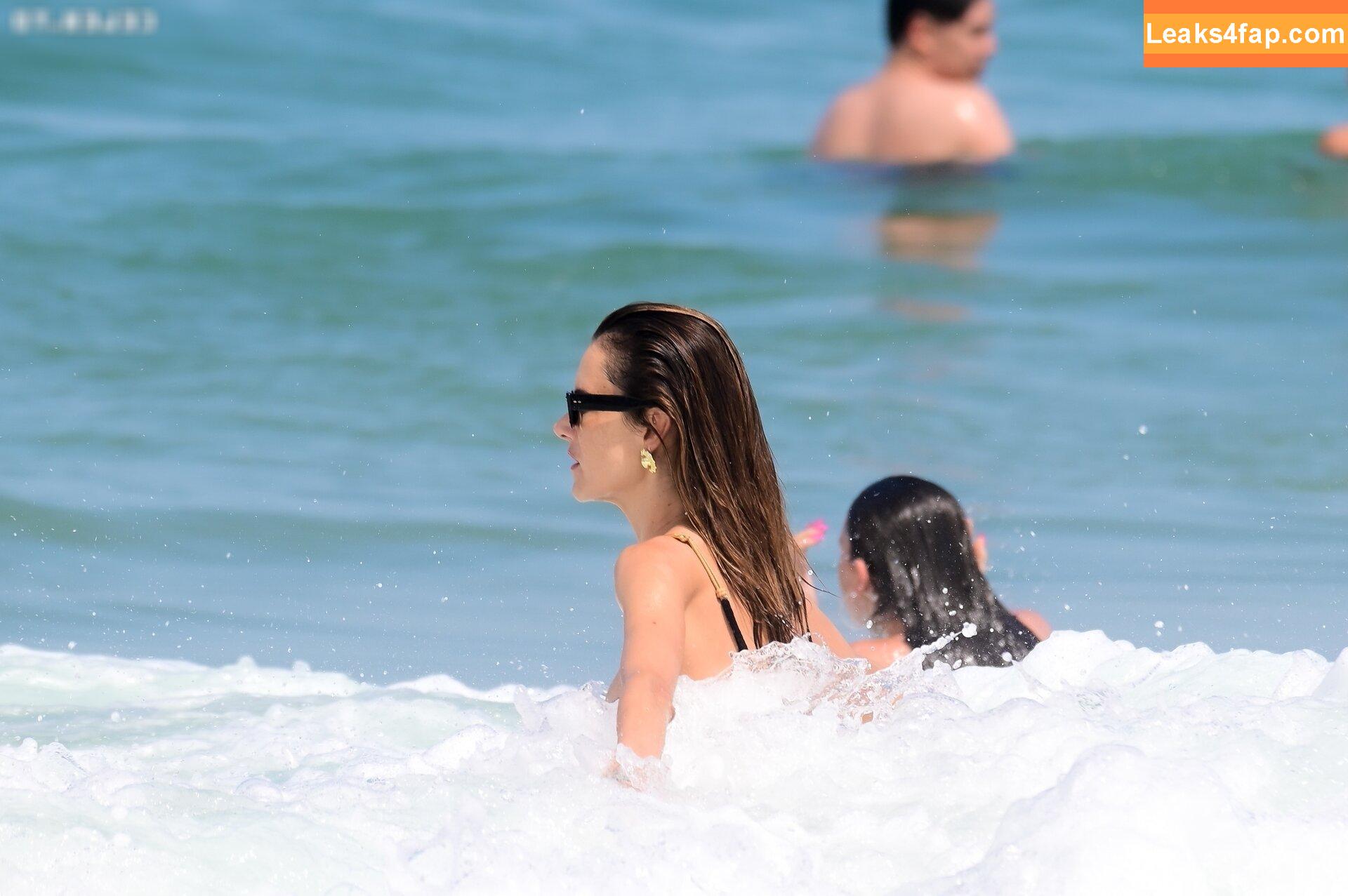 Alessandra Ambrosio / aleambrosio / alelovesanja / alessandraambrosio leaked photo photo #1628