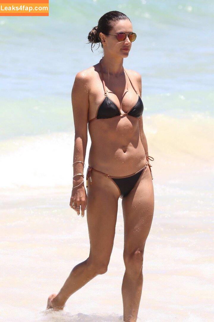 Alessandra Ambrosio / aleambrosio / alelovesanja / alessandraambrosio leaked photo photo #1652