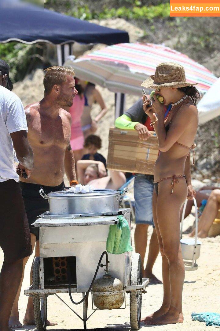 Alessandra Ambrosio / aleambrosio / alelovesanja / alessandraambrosio leaked photo photo #1655