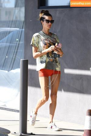 Alessandra Ambrosio photo #1071