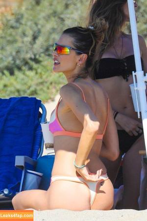 Alessandra Ambrosio photo #1106