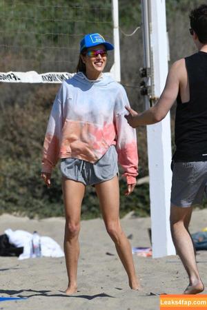 Alessandra Ambrosio photo #1167