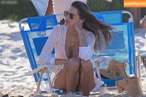Alessandra Ambrosio photo #1214