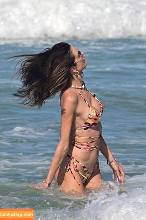 Alessandra Ambrosio photo #1276