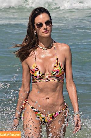 Alessandra Ambrosio photo #1278
