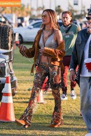 Alessandra Ambrosio photo #1403