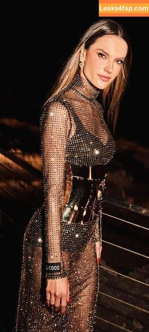 Alessandra Ambrosio photo #1447