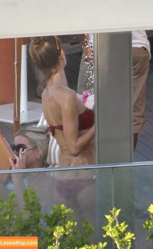 Alessandra Ambrosio photo #1532