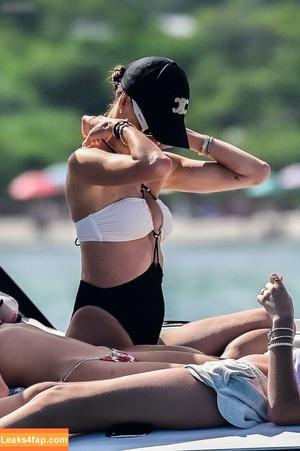 Alessandra Ambrosio photo #1601