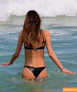 Alessandra Ambrosio photo #1621