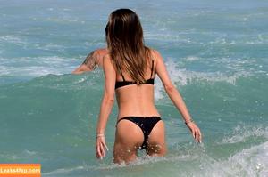 Alessandra Ambrosio photo #1714